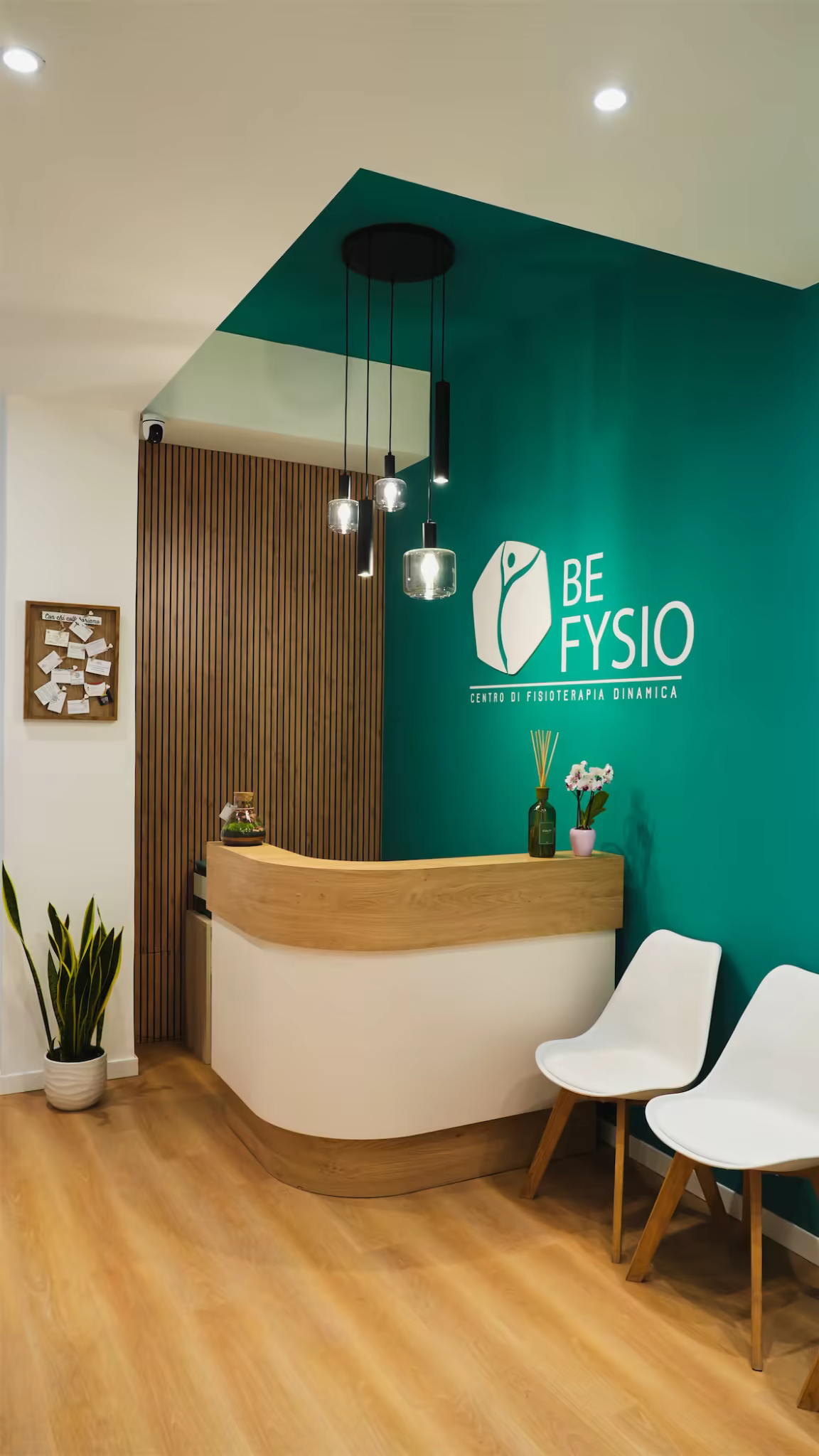 Reception at the BeFysio physiotherapy clinic in Via Ausonio 26, Milan